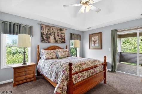 23 Caleb Court Hardyston NJ 07419