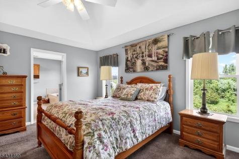 23 Caleb Court Hardyston NJ 07419