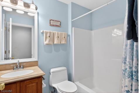 23 Caleb Court Hardyston NJ 07419