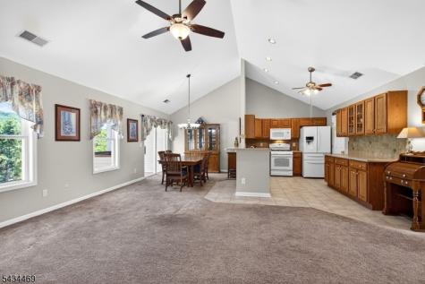 23 Caleb Court Hardyston NJ 07419
