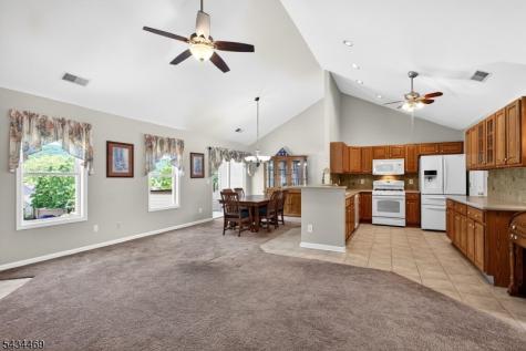23 Caleb Court Hardyston NJ 07419