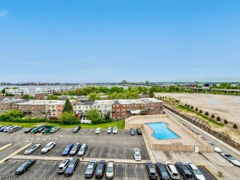 1225 Kennedy Boulevard Bayonne NJ 07002
