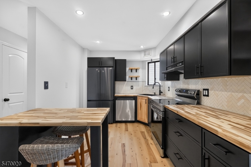 3519 Richmond Court Hillsborough NJ 08844