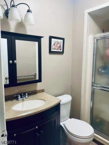 8 Leary Ave Unit G Bloomingdale NJ 07403