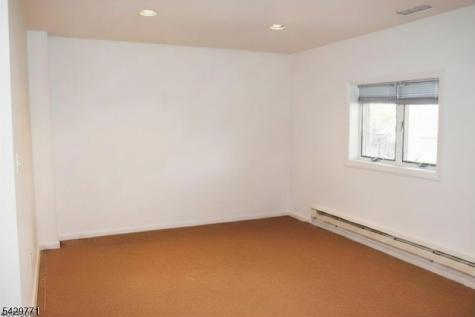 8 Leary Ave Unit G Bloomingdale NJ 07403