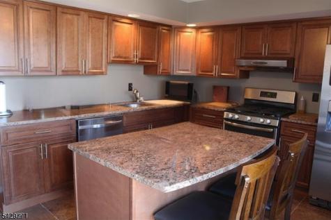 8 Leary Ave Unit G Bloomingdale NJ 07403