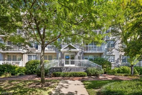 4 Constellation Place 101 Jersey City NJ 07305