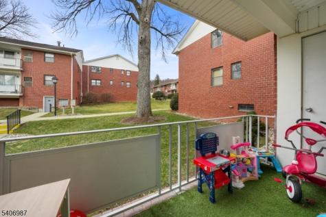 1300 Rock Ave Apt F1 North Plainfield NJ 07060