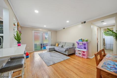 1300 Rock Ave Apt F1 North Plainfield NJ 07060