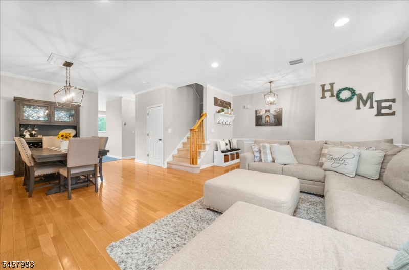 45 Cummington Lane Raritan NJ 08822