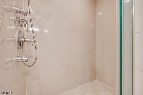 197 Amboy Avenue Metuchen NJ 08840