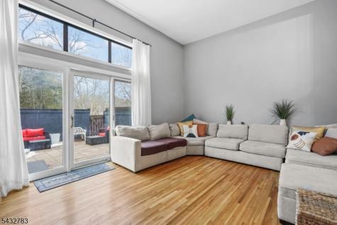 424 Tall Oak Lane Hillsborough NJ 08844