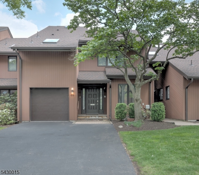 69 Cummings Circle West Orange NJ 07052