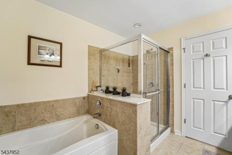 24 Pineview Drive Waldwick NJ 07463