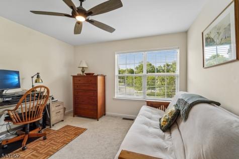 24 Pineview Drive Waldwick NJ 07463