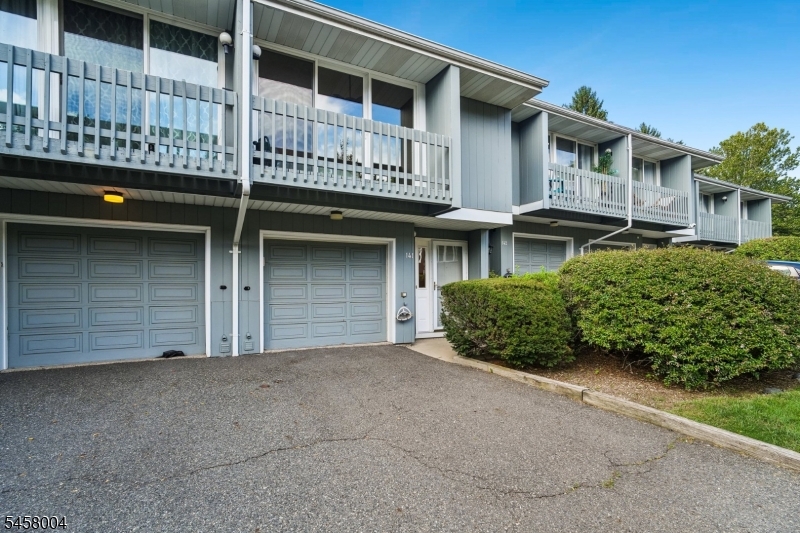 141 Marion Drive West Orange NJ 07052
