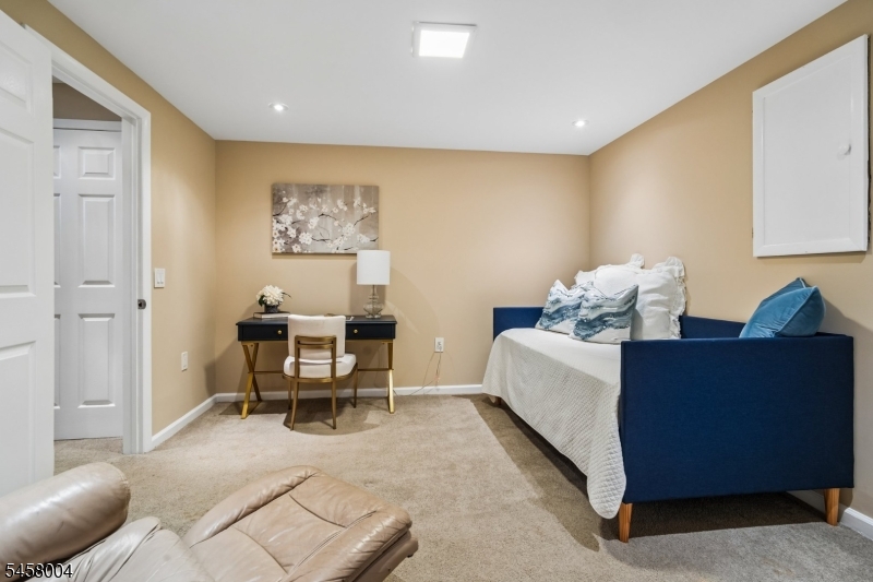141 Marion Drive West Orange NJ 07052