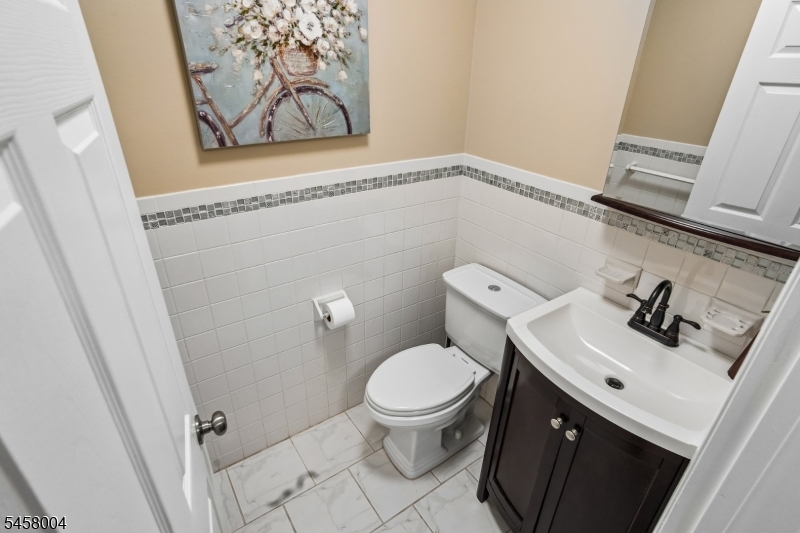 141 Marion Drive West Orange NJ 07052