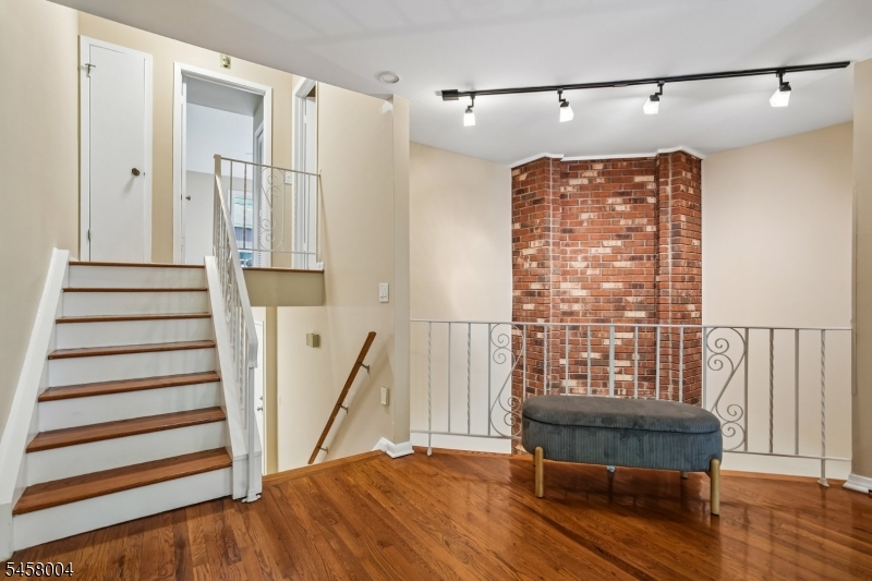 141 Marion Drive West Orange NJ 07052