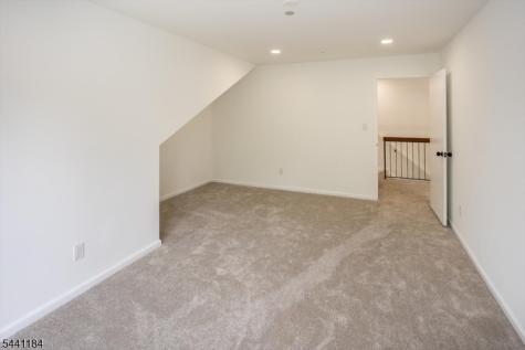 18 Whisper Way Roxbury NJ 07852