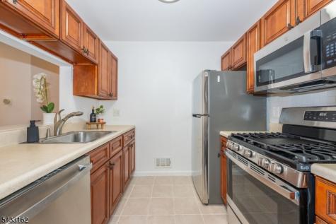 72 Cherry Street Jersey City NJ 07305