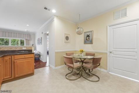 7118 Warrens Way Wanaque NJ 07465