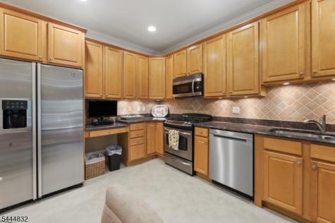 7118 Warrens Way Wanaque NJ 07465