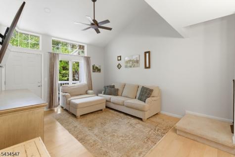 78 Sage Court Bedminster NJ 07921