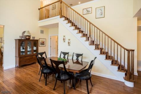 23 Wyckoff Way Chester NJ 07930