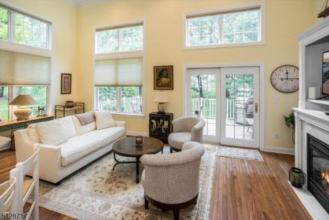 23 Wyckoff Way Chester NJ 07930