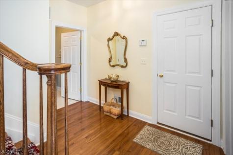 23 Wyckoff Way Chester NJ 07930