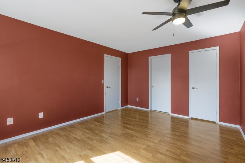 38 Foxhall Middlesex NJ 08846