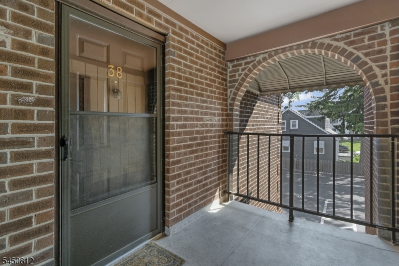 38 Foxhall Middlesex NJ 08846