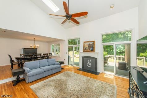 31 Lockley Court Mountain Lakes NJ 07046