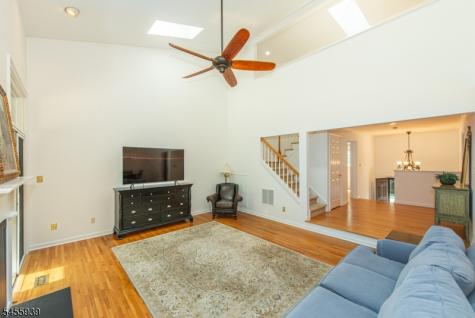 31 Lockley Court Mountain Lakes NJ 07046