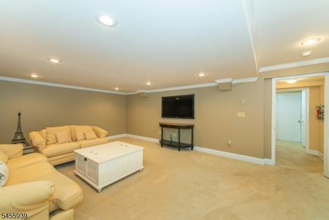 31 Lockley Court Mountain Lakes NJ 07046