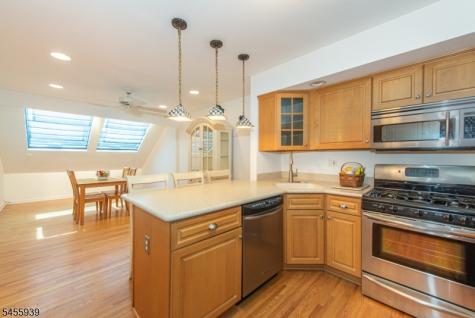 31 Lockley Court Mountain Lakes NJ 07046