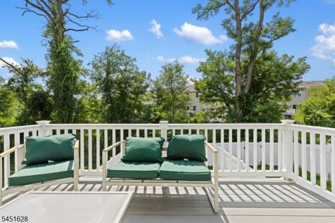 17 Parsons Drive Edgewater Park NJ 08010