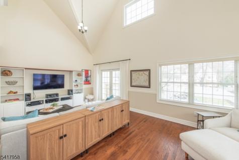 21 Riverbend Court New Providence NJ 07974