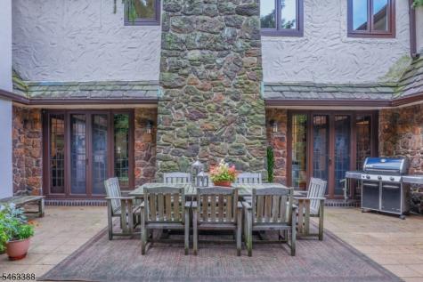 27 Village Green Court South Orange Village NJ 07079