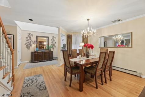7 Valen Court Franklin Lakes NJ 07417
