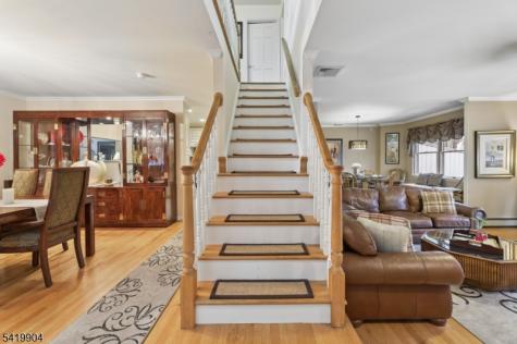 7 Valen Court Franklin Lakes NJ 07417