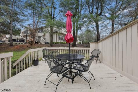 7 Valen Court Franklin Lakes NJ 07417