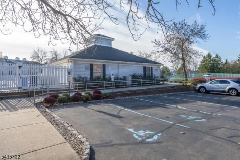 107 Huckleberry Court Readington NJ 08887