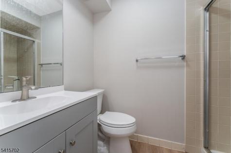 107 Huckleberry Court Readington NJ 08887