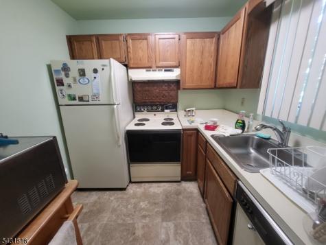 2 Grand Avenue Hawthorne NJ 07506