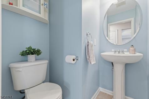 28 Mountainside Drive Pompton Lakes NJ 07442