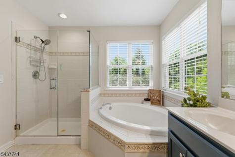 28 Mountainside Drive Pompton Lakes NJ 07442