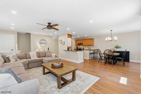 28 Mountainside Drive Pompton Lakes NJ 07442