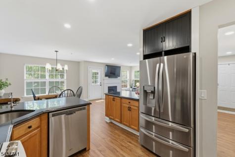 28 Mountainside Drive Pompton Lakes NJ 07442